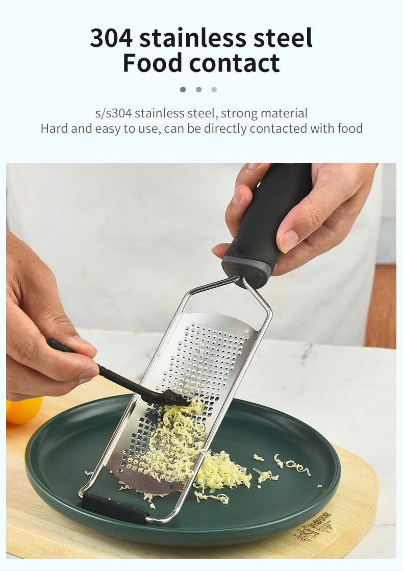 Stainless Steel Manual Grater – Wide Plate for Vegetables, Fruits & Cheese