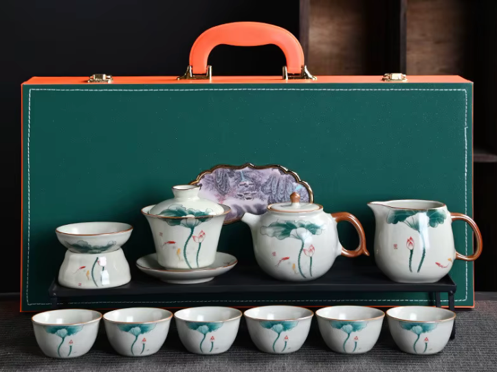 Hand‑Painted Porcelain Gongfu Tea Set, Teapot & Cups